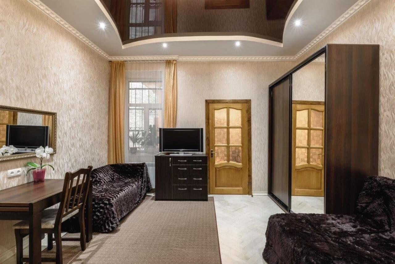 Apartments Stepana Bandery Львов Экстерьер фото